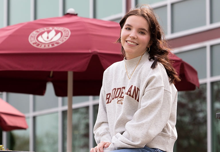 Madison Martins, Hope Scholar