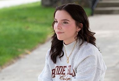 Hope Scholar Madison Martins