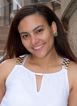 Headshot of Magnolia Pérez