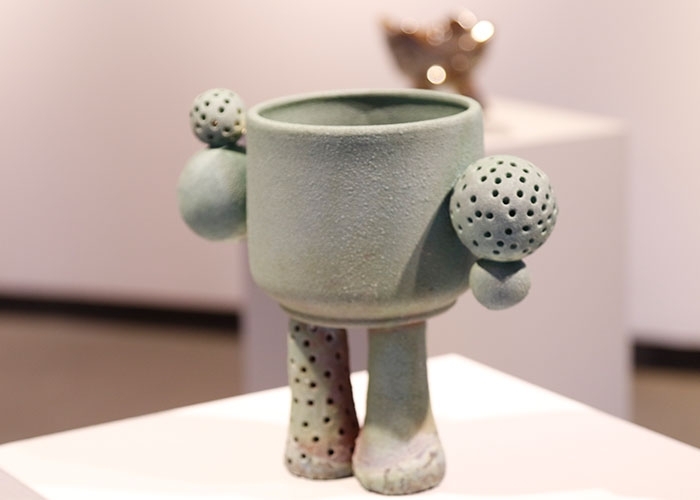 One of Liping Zhang’s pieces on display at the Chazan Family Gallery