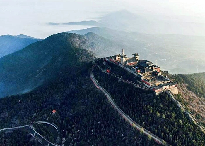 Mountain range in China