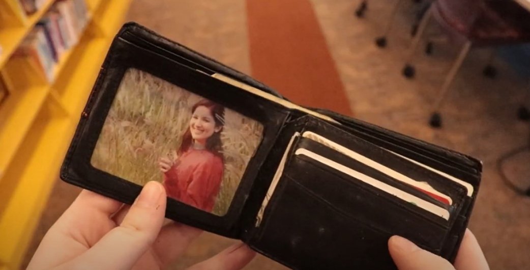 close up shot of an open wallet