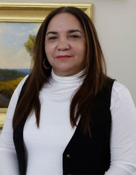 Cesarina Maria Hernandez